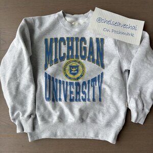 Vintage University of Michigan Sweatshirt Michigan Wolverines Football Shirt tee